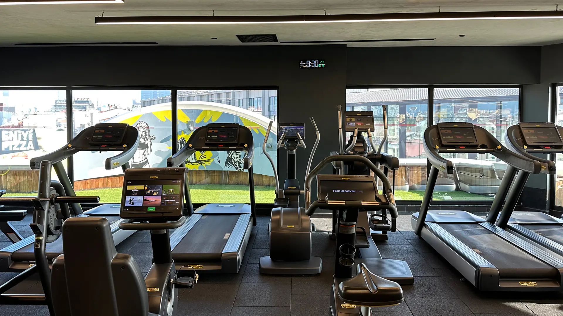 15934-fitness-center-6.jpg