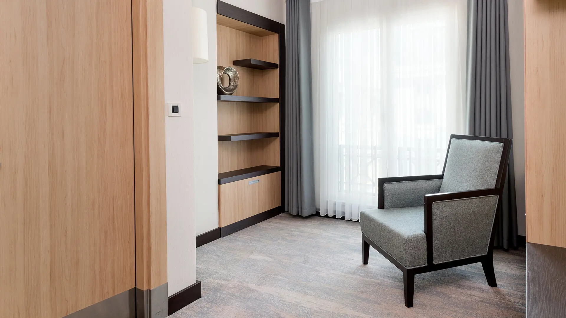 3-corner-suite.jpg
