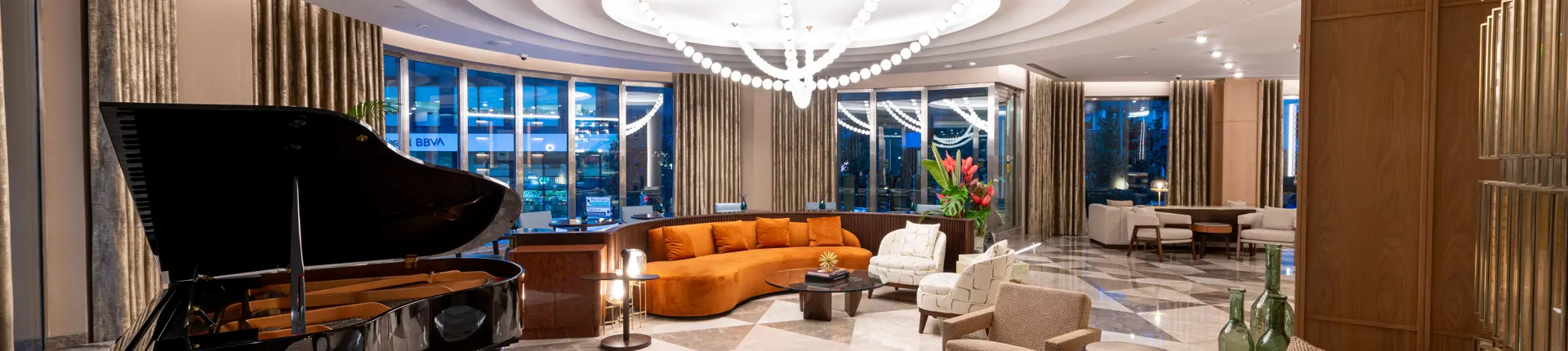 Lobby Bar & Lounge